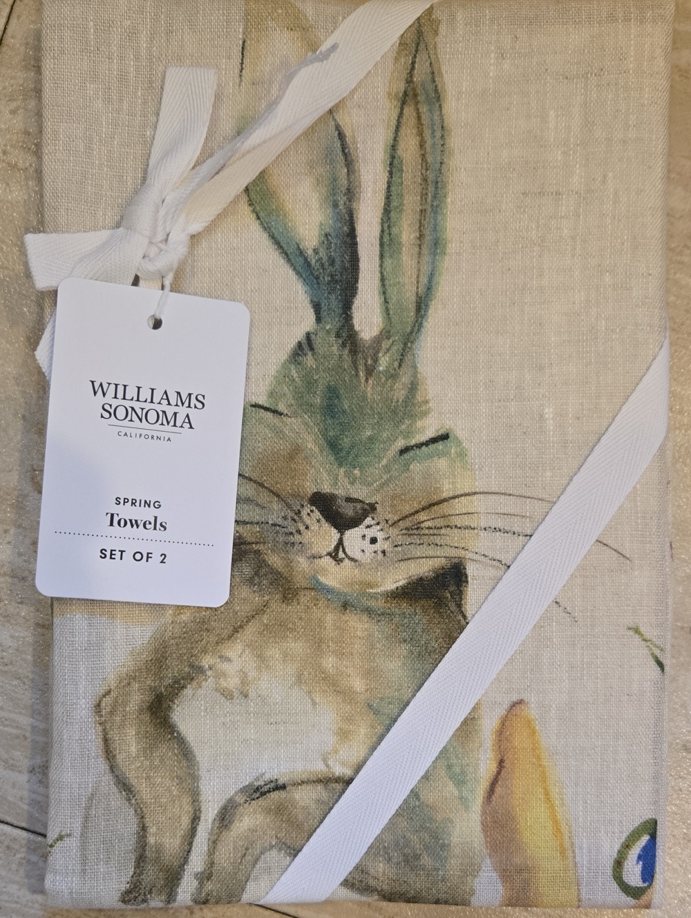 New Williams Sonoma Set of Two Linen Spring Bunny Tea Towels